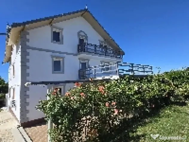 Vila de vânzare în Suceava