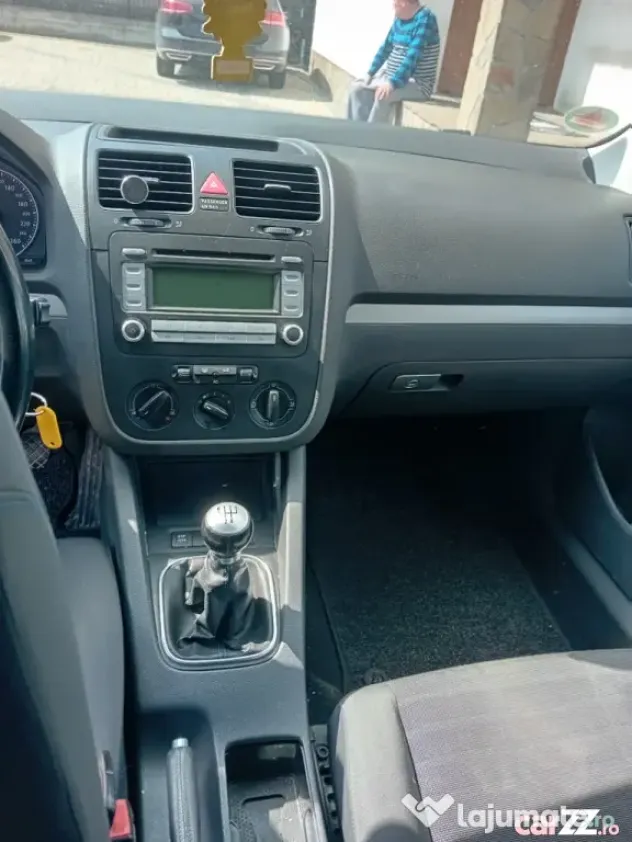 VW golf 5 benzna an 2007