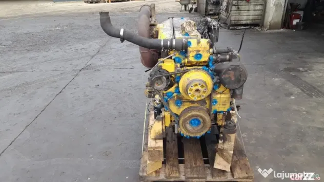 Motor Perkins Y6-130NW pentru excavator pe senile Komatsu PC210