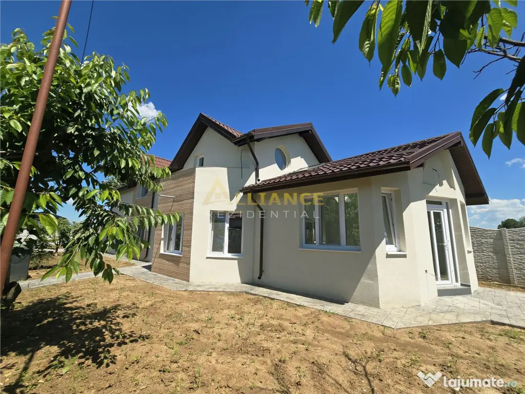 Casa individuala- 6 camere - 4 bai- 3 dressinguri-100m de au