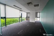 Cladire birouri si spatiu comercial , 830 mp constr, 15 locu