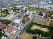 Cladire birouri si spatiu comercial , 830 mp constr, 15 locu