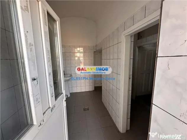 Hala 170 mp, in Ploiesti, langa Gara de Nord