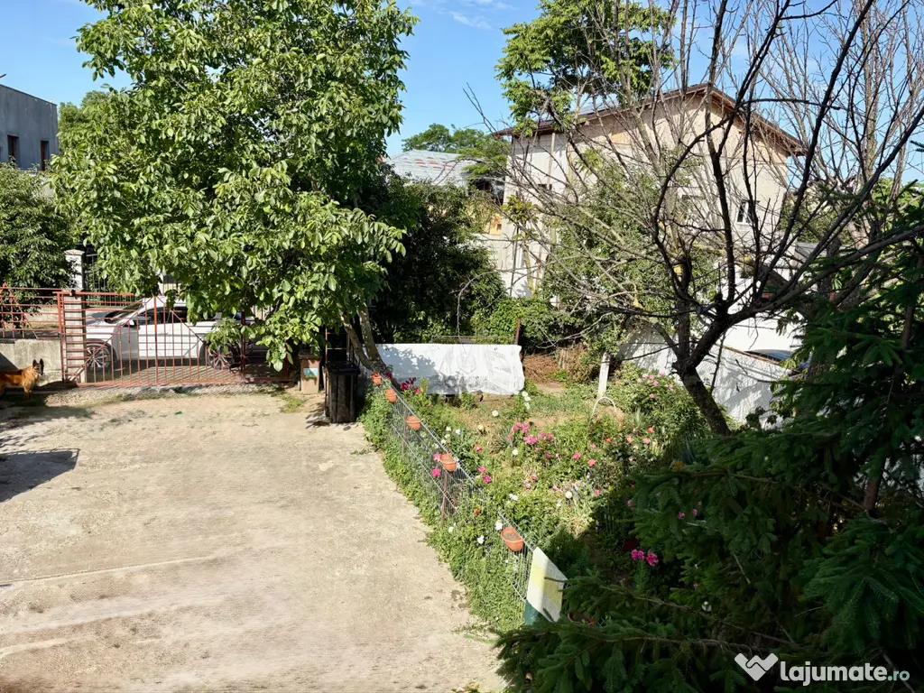 Casă de vânzare în Clinceni strada privata. panouri solare
