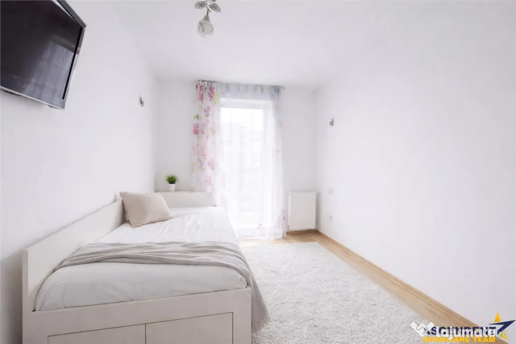 Rezidenta tip penthouse,doua nivele, terase,panouri solare,A