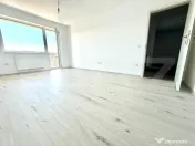 Apartament cu 2 camere decomandat, etaj 10/10 - Tractorul