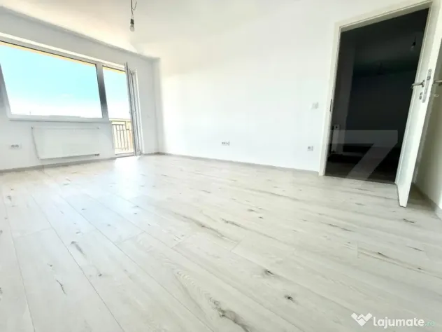 Apartament cu 2 camere decomandat, etaj 10/10 - Tractorul