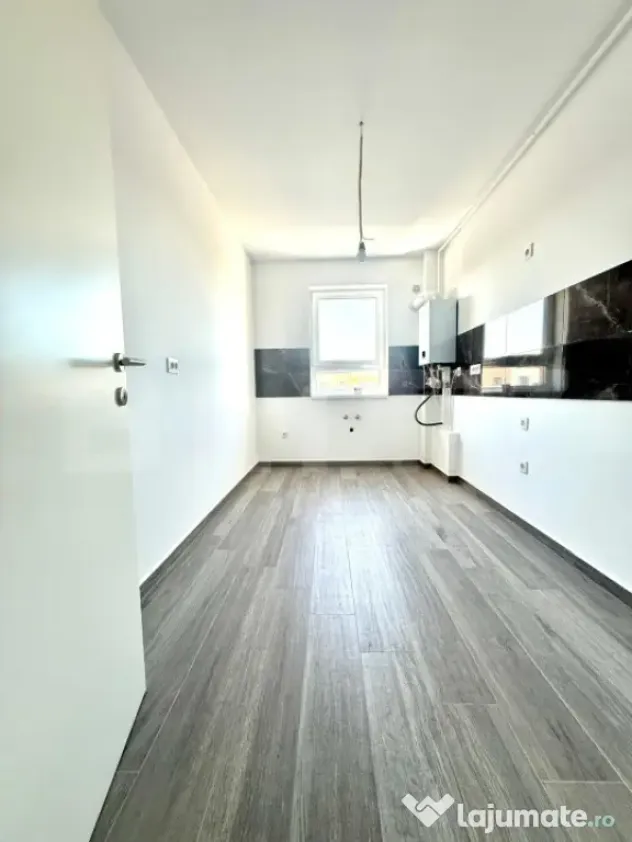 Apartament cu 2 camere decomandat, etaj 10/10 - Tractorul