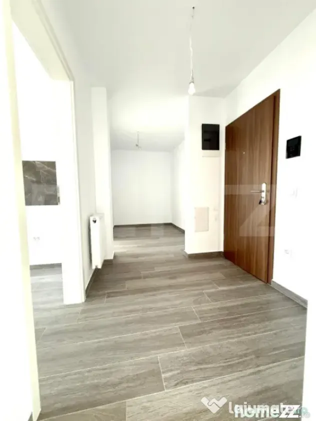 Apartament cu 2 camere decomandat, etaj 10/10 - Tractorul - Brasov (Brasov)