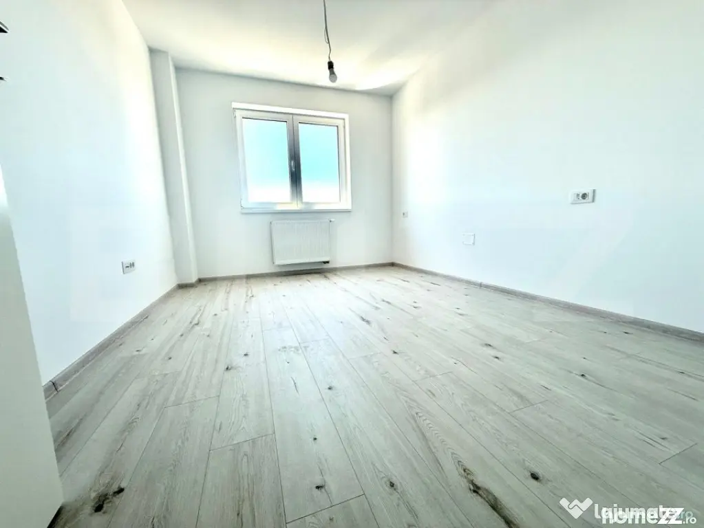 Apartament cu 2 camere decomandat, etaj 10/10 - Tractorul - Brasov (Brasov)