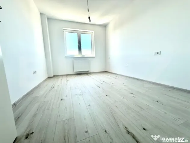 Apartament cu 2 camere decomandat, etaj 10/10 - Tractorul - Brasov (Brasov)