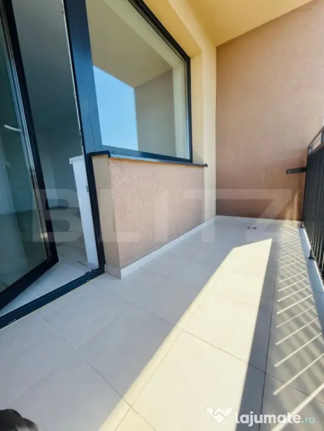 Apartament cu 2 camere decomandat, etaj 10/10 - Tractorul