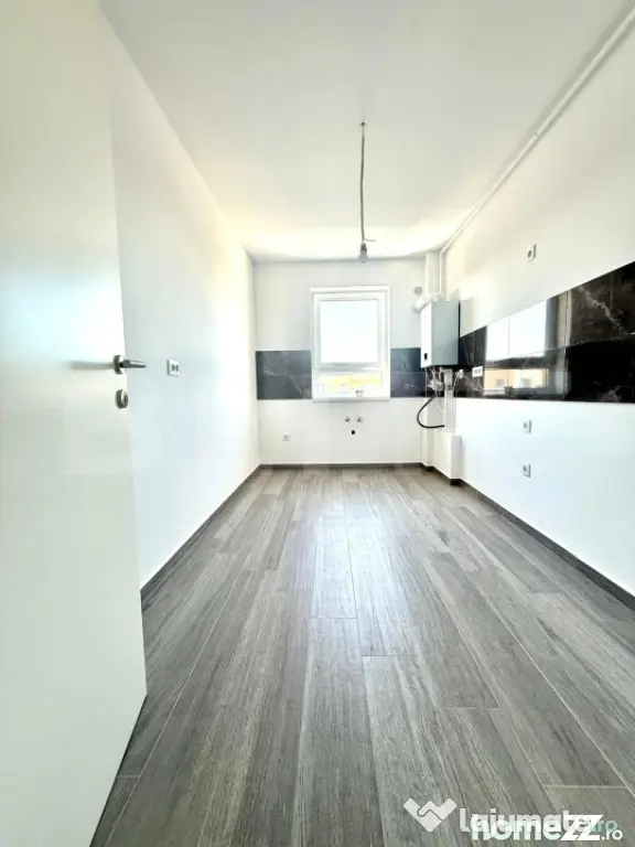 Apartament cu 2 camere decomandat, etaj 10/10 - Tractorul - Brasov (Brasov)