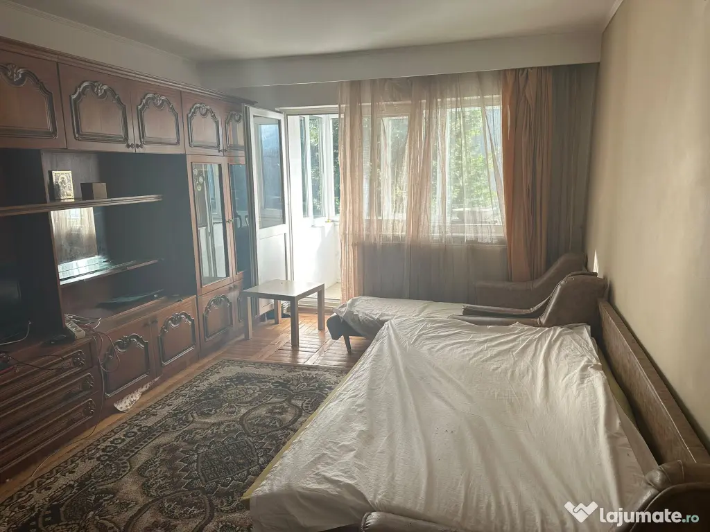 Închiriez apartament 2 camere Razboieni