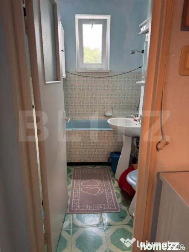 Apartament 3 camere, semidecomandat, central