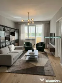 Apartament 3 camere, semidecomandat, localizat central