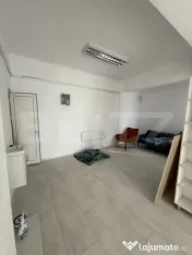 Spațiu comercial sau locuință, 49 mp, zona Centrală - Vo