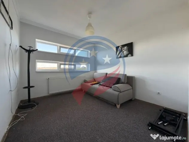 CHIRIE APARTAMENT 3 CAM ZONA LAPUS