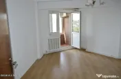Centru - Apartament 4 camere - 103 mp, 3 balcoane, loc de...