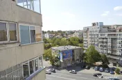 Centru - Apartament 4 camere - 103 mp, 3 balcoane, loc de...