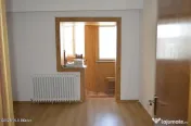 Centru - Apartament 4 camere - 103 mp, 3 balcoane, loc de...
