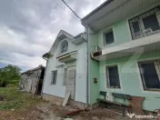Proprietate de vanzare, 240 mp, teren 4500 mp, zona Depozite 