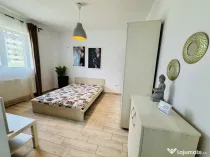 Garsonieră premium bucătărie separată ideală pentru loc