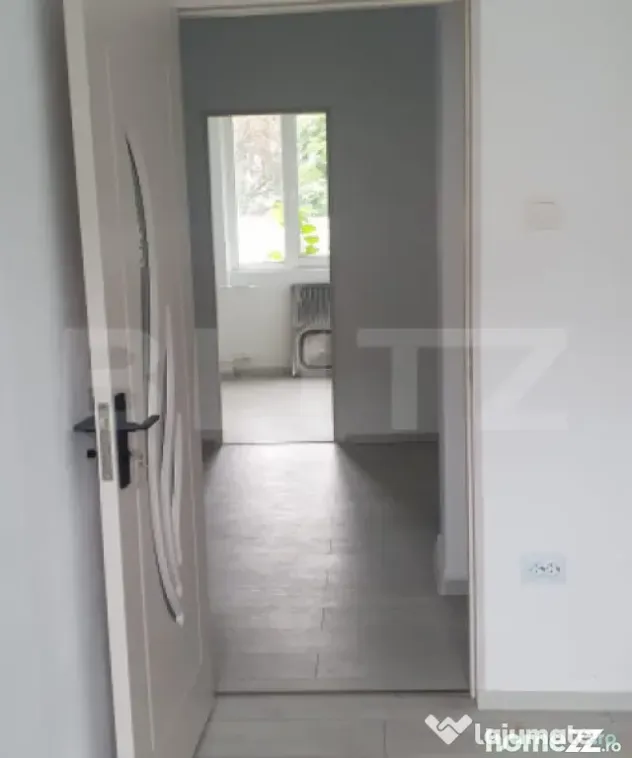 Apartament cu 3 camere, semidecomandat, renovat, nemobilat i - Vatra Dornei (Suceava)