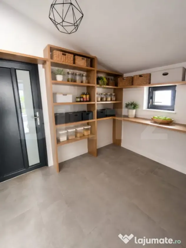 Casa de vanzare, tip parter, zona Unirea, teren 6,5 arii