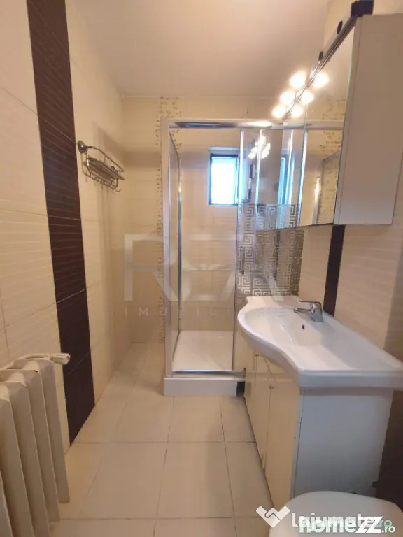 3 camere Costin Georgian, decomandat, 68 mp, reabilitat