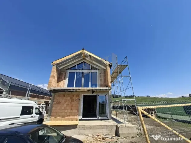 Casa individuala parter plus etaj Sanpetru Brasov zona Le...