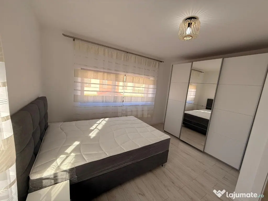 Inchiriere Casa 3 camere; 77 mp; 2 bai