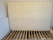 Pat IKEA SONGESAND 140x200 + saltea + noptiera MALM – ca nou, dormitor oaspeti 