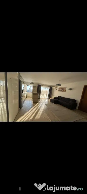 Închiriez apartament cu doua camere