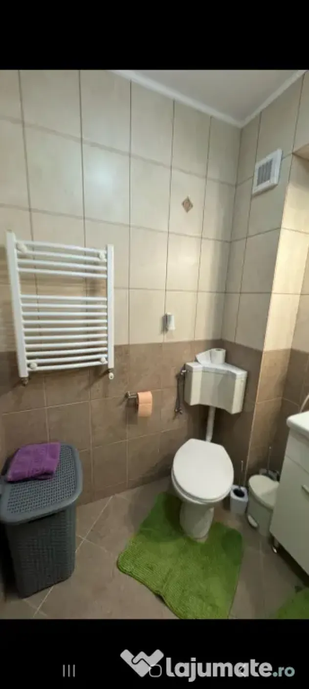 Închiriez apartament cu doua camere