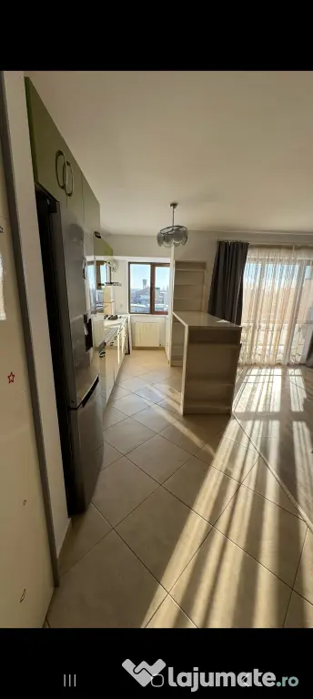 Închiriez apartament cu doua camere