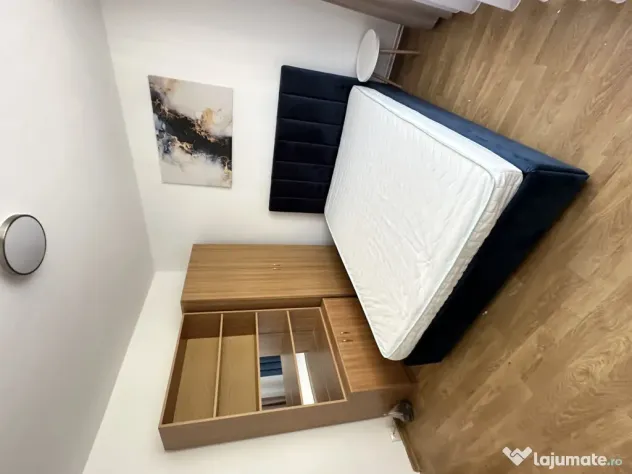 Proprietar inchiriez apartament decomandat 4 camere 2 bai