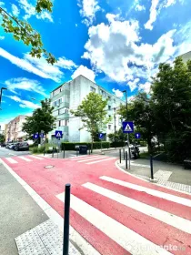 Proprietar inchiriez apartament decomandat 4 camere 2 bai Marasti