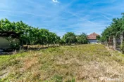 Casă cu teren 1018 mp și 2 fronturi stradale- Bujac
