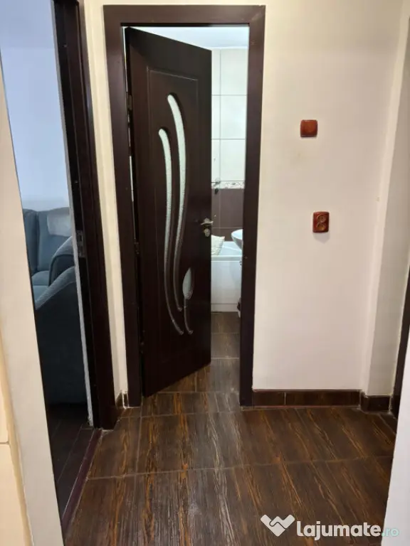 Apartament cu 2 camere- Zona Vest