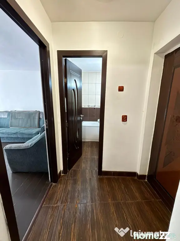 Apartament cu 2 camere- zona Vest - Ploiesti (Prahova)