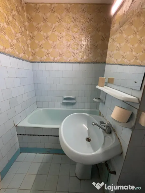 Apartment cu 3 camere- Central- 70mp