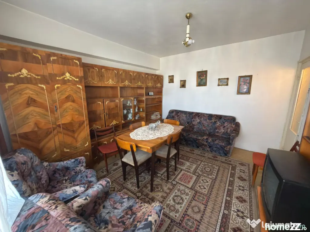 Apartment cu 3 camere, bloc 1981- ULTRACENTRAL - Ploiesti (Prahova)