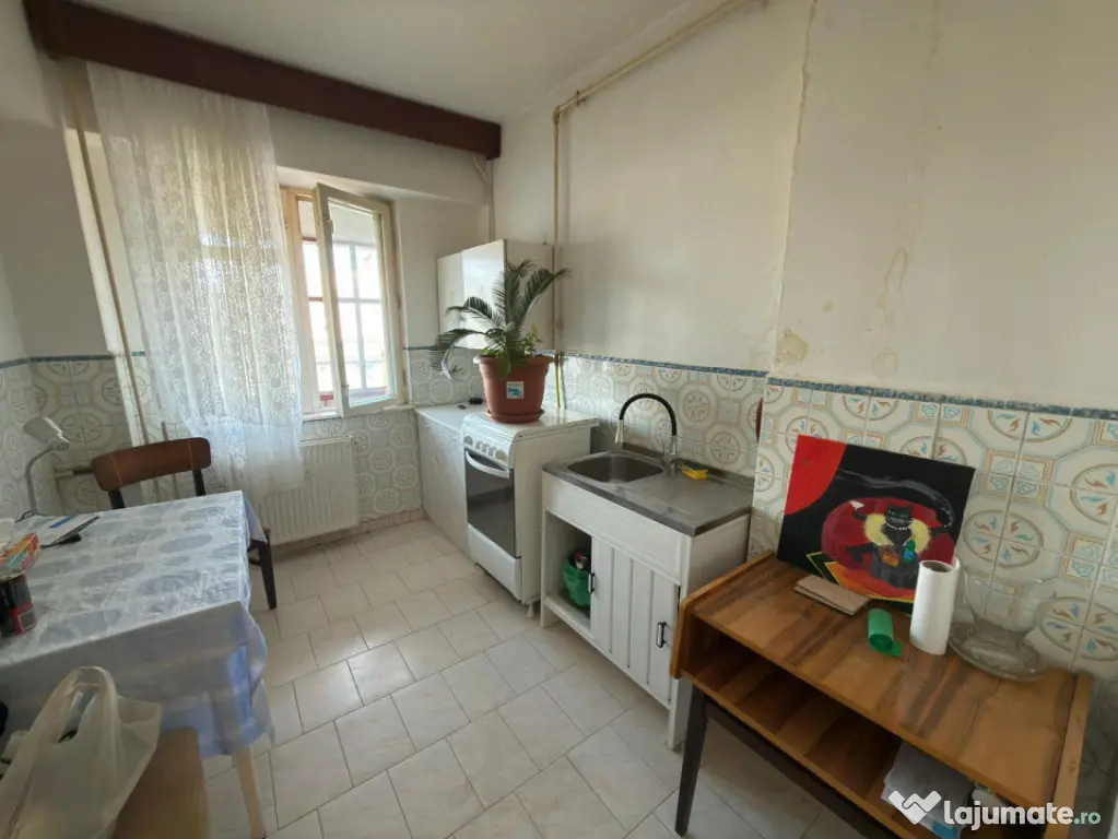Apartment cu 3 camere- Central- 70mp