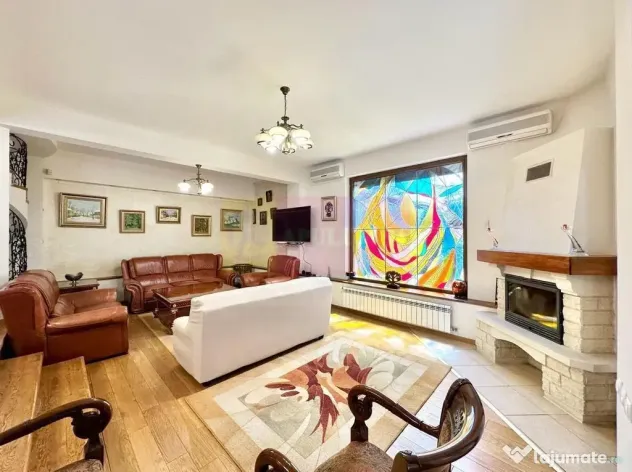 Vila P+1+M incojurata de o oaza de liniste si verdeata Br...