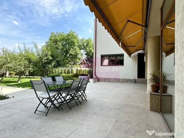 Vila P+1+M incojurata de o oaza de liniste si verdeata Br...