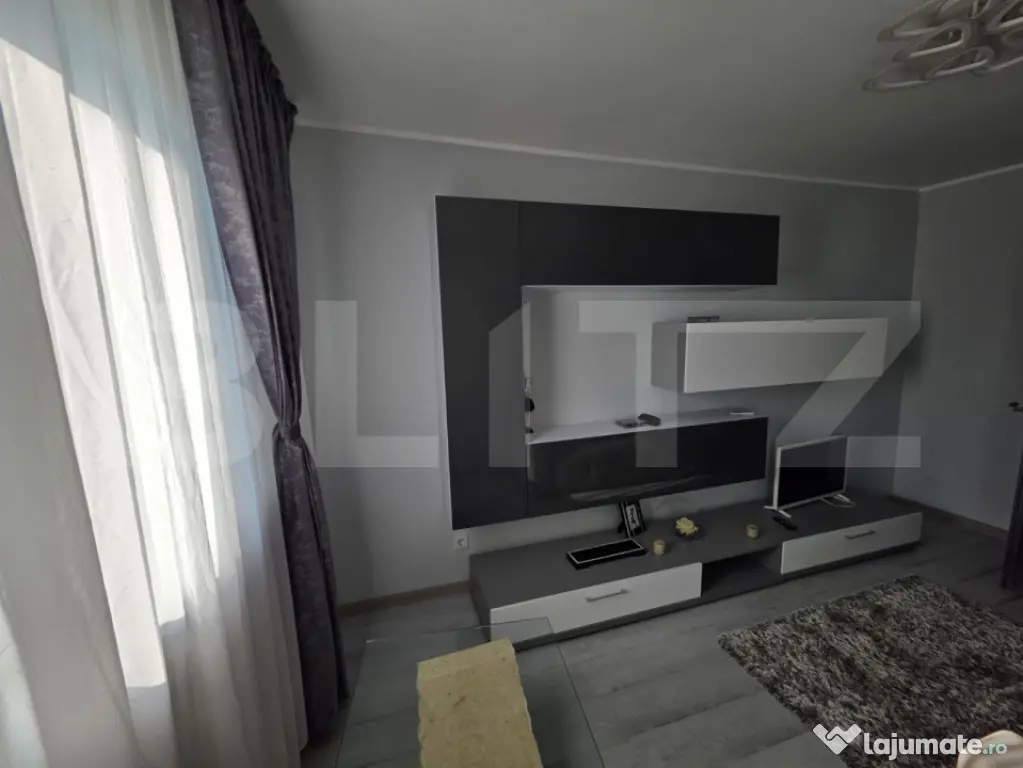 Apartament cu 2 camere, 43 m2, decomandat, zona Micro 39A