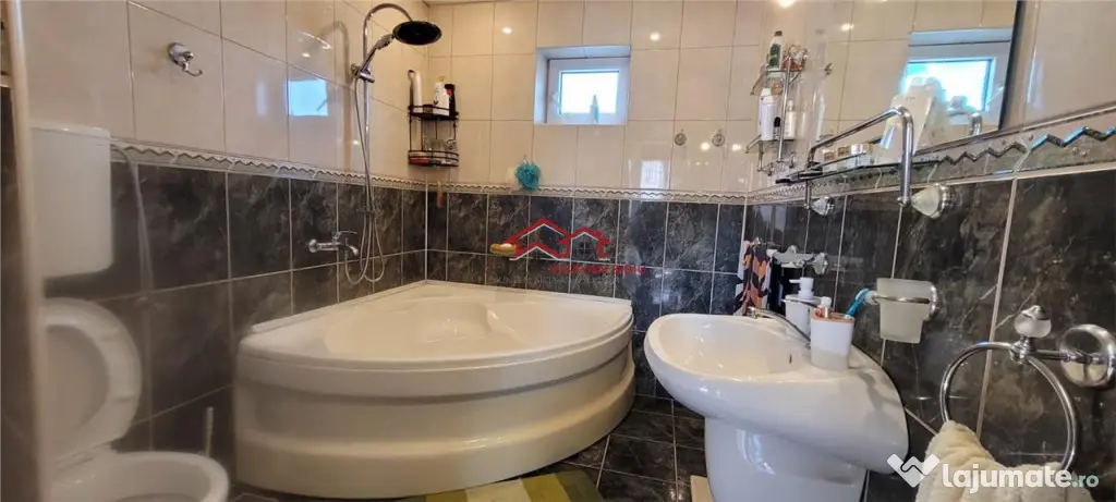 Casa individuala potential afacere cartier Lazaret Sibiu