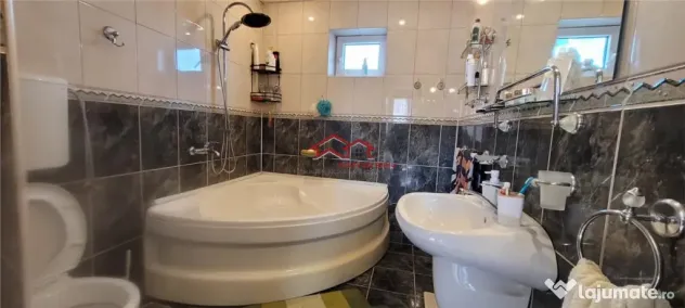 Casa individuala potential afacere cartier Lazaret Sibiu