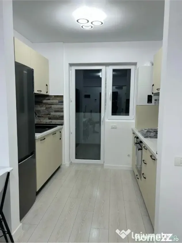 Berceni metrou biruintei 85 studio etaj 6